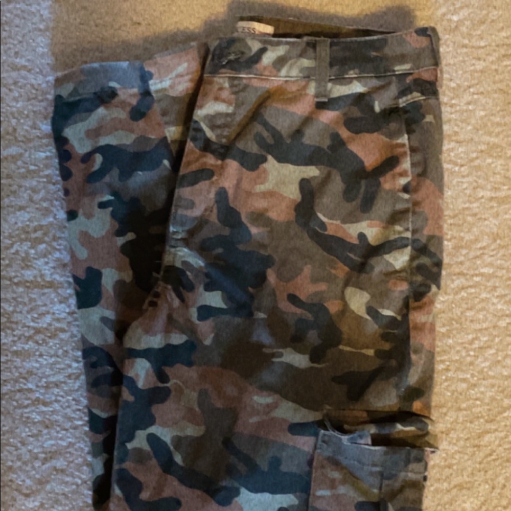 Guess cargo pants